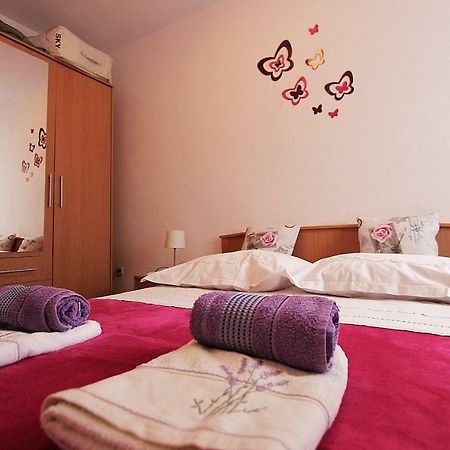 פודסטראנה Apartments Filip מראה חיצוני תמונה