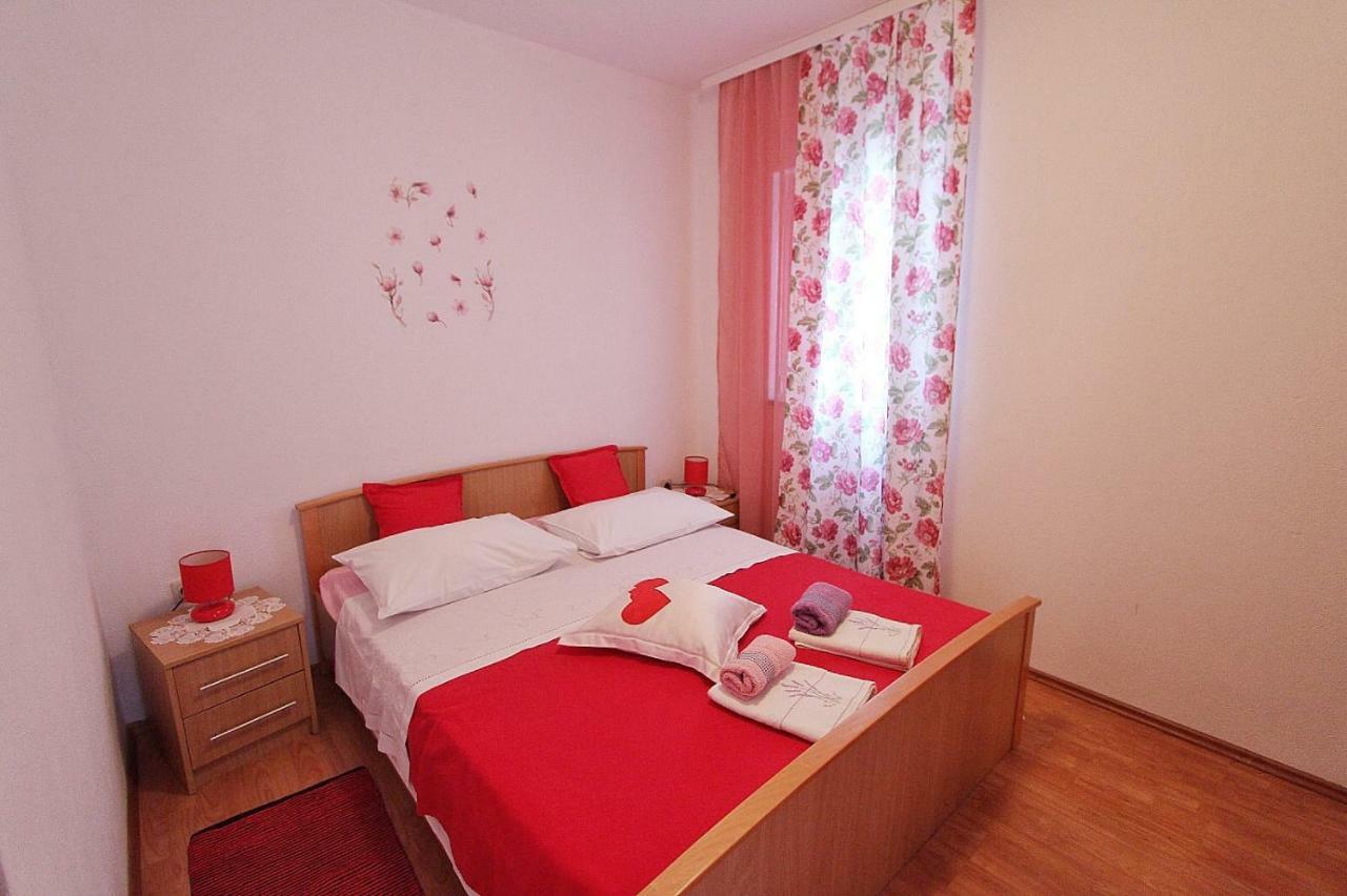 פודסטראנה Apartments Filip מראה חיצוני תמונה